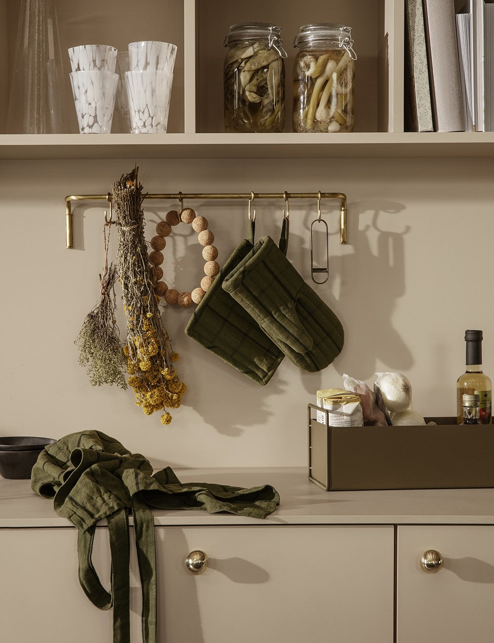 HALE OVEN MITT GREEN