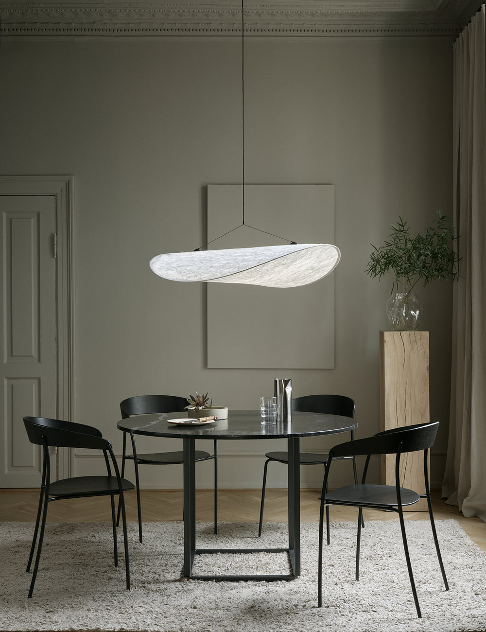 tense pendant 90