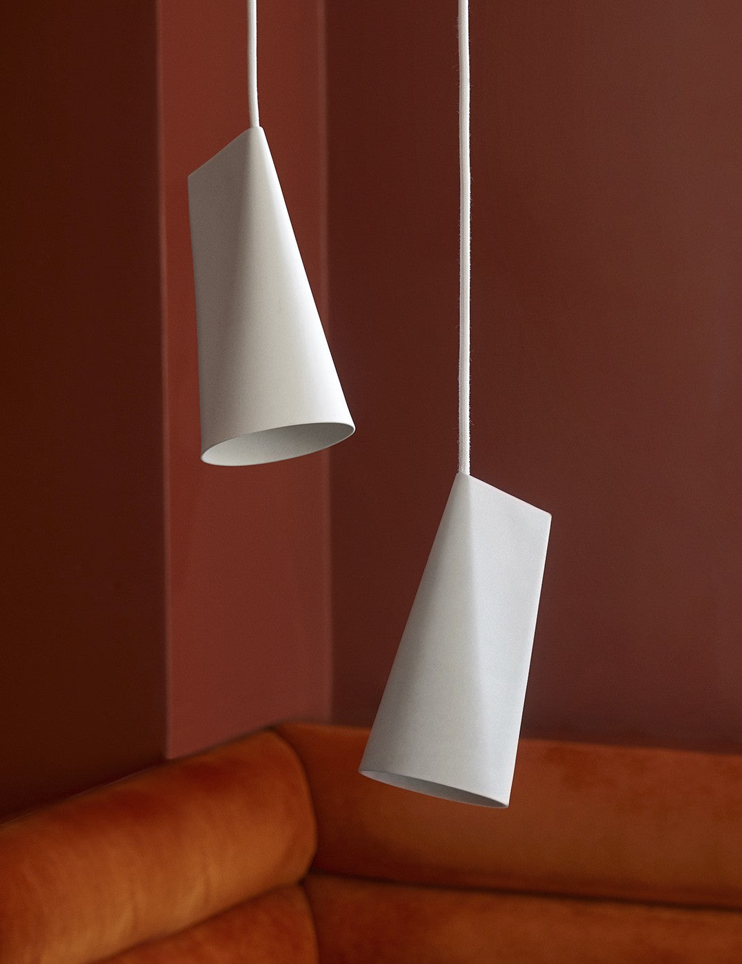 CERAMIC PENDANT NARROW