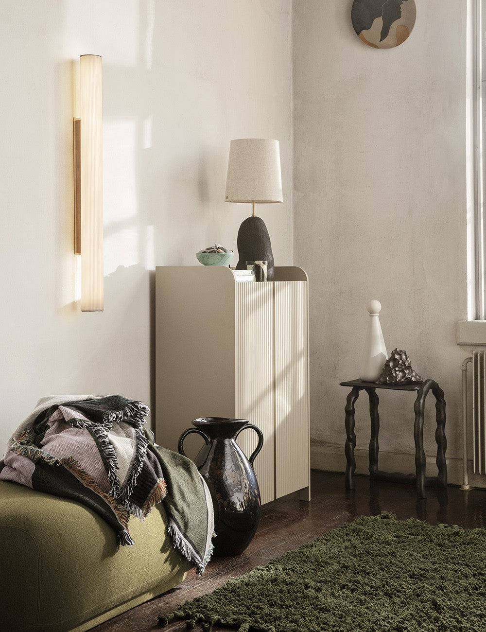 sill cupboard low