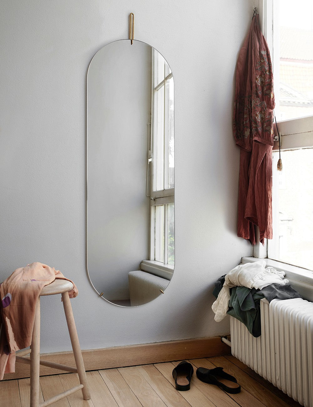 tall wall mirror