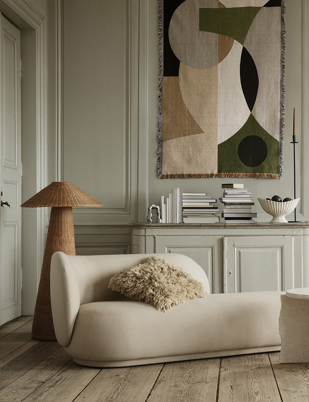 MINERAL SCULPTURAL TABLE