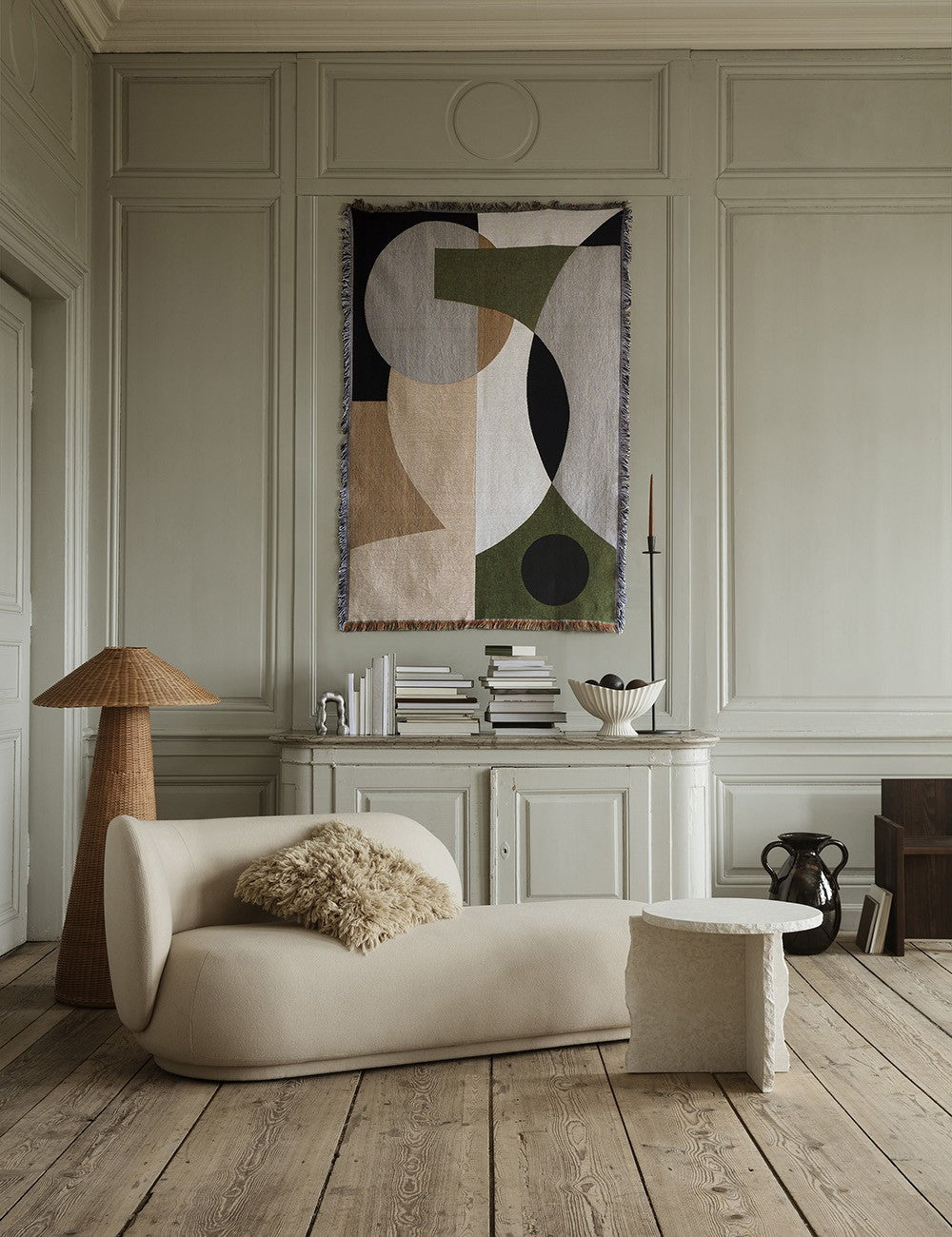 MINERAL SCULPTURAL TABLE