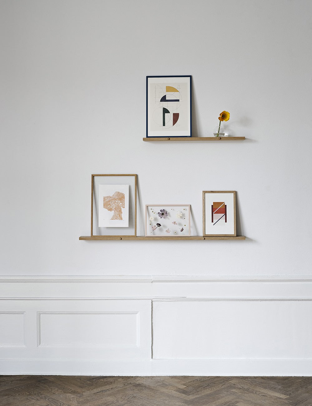gallery shelf 70