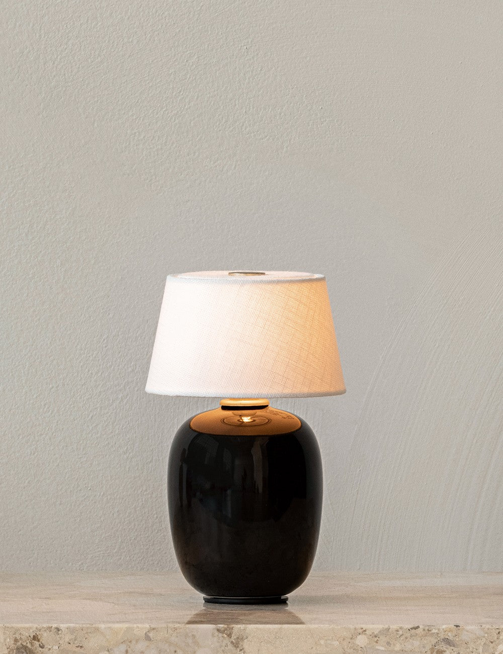 TORSO TABLE LAMP PORTABLE