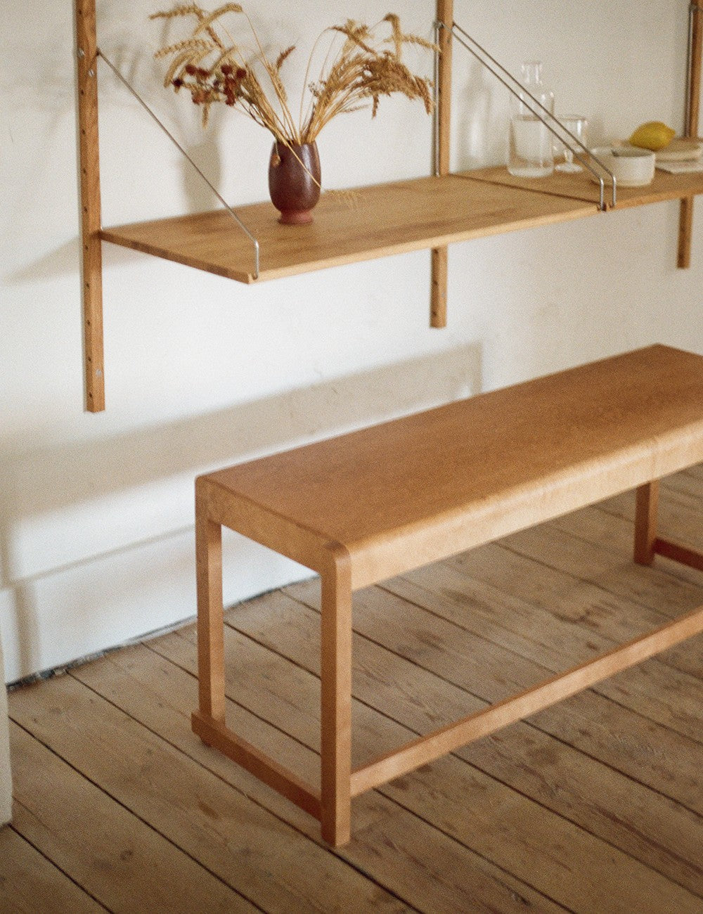 BENCH 01