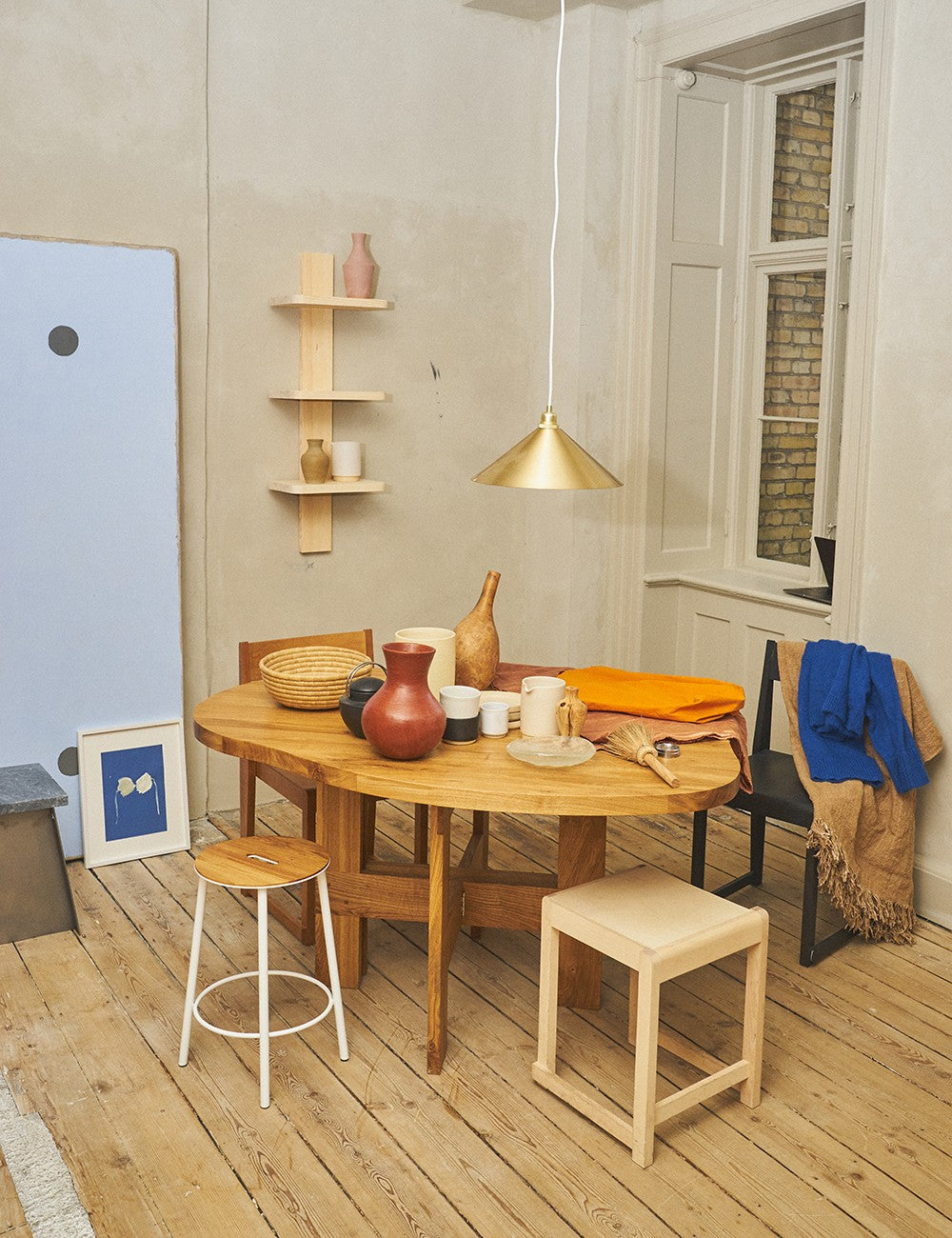 FARMHOUSE COFFE TABLE