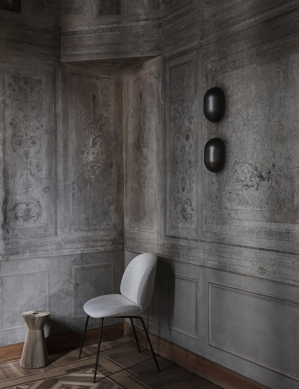 howard wall lamp