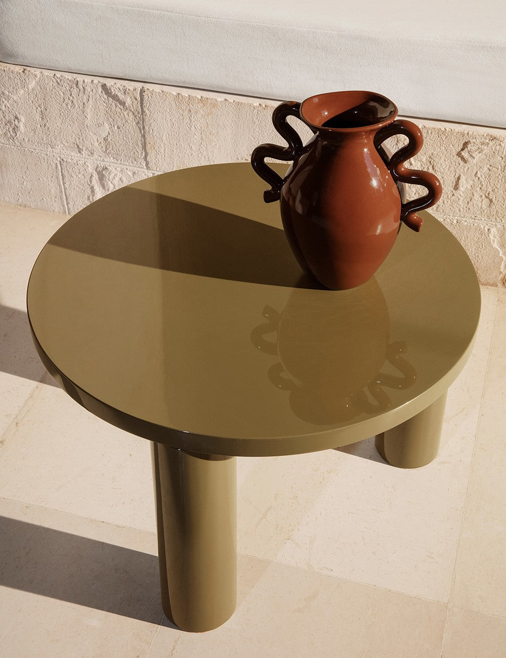 POST SIDE TABLE HIGH GLOSS
