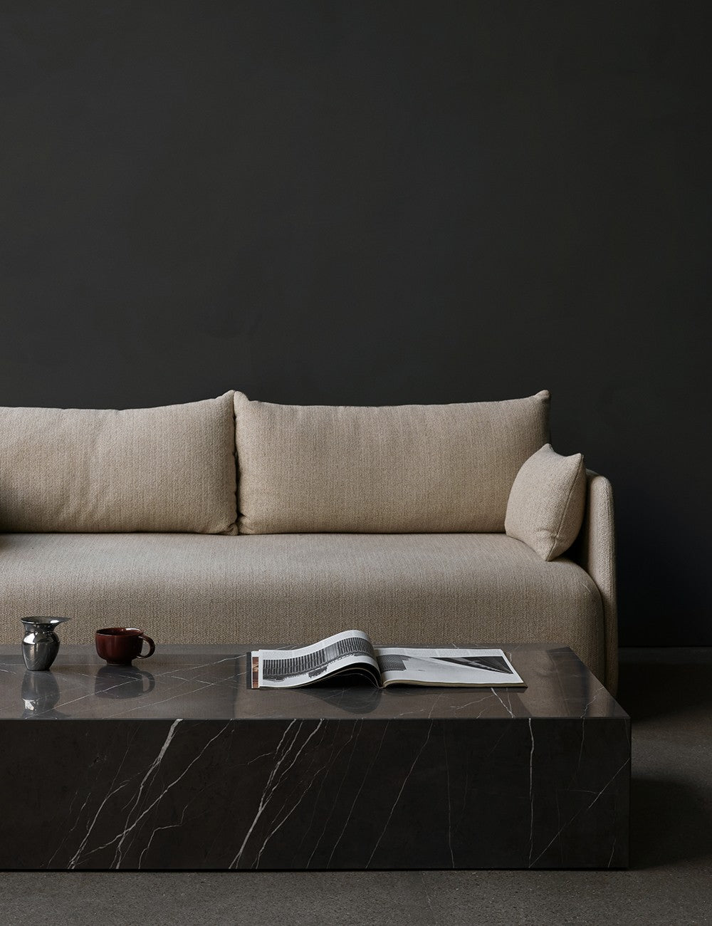 plinth grand