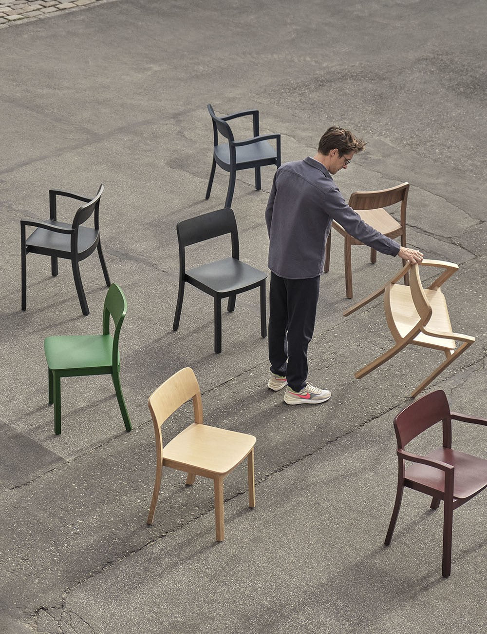 Chaise à accoudoirs Pastis
