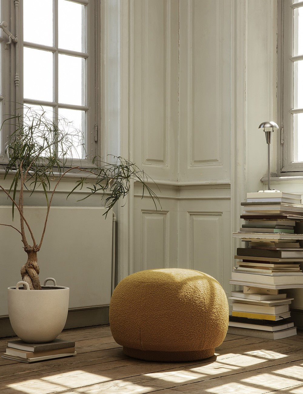 pouf in lana bouclé pregiata