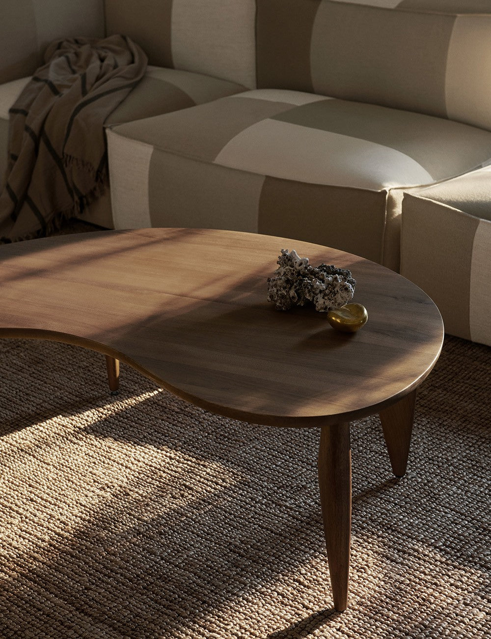 feve coffee table