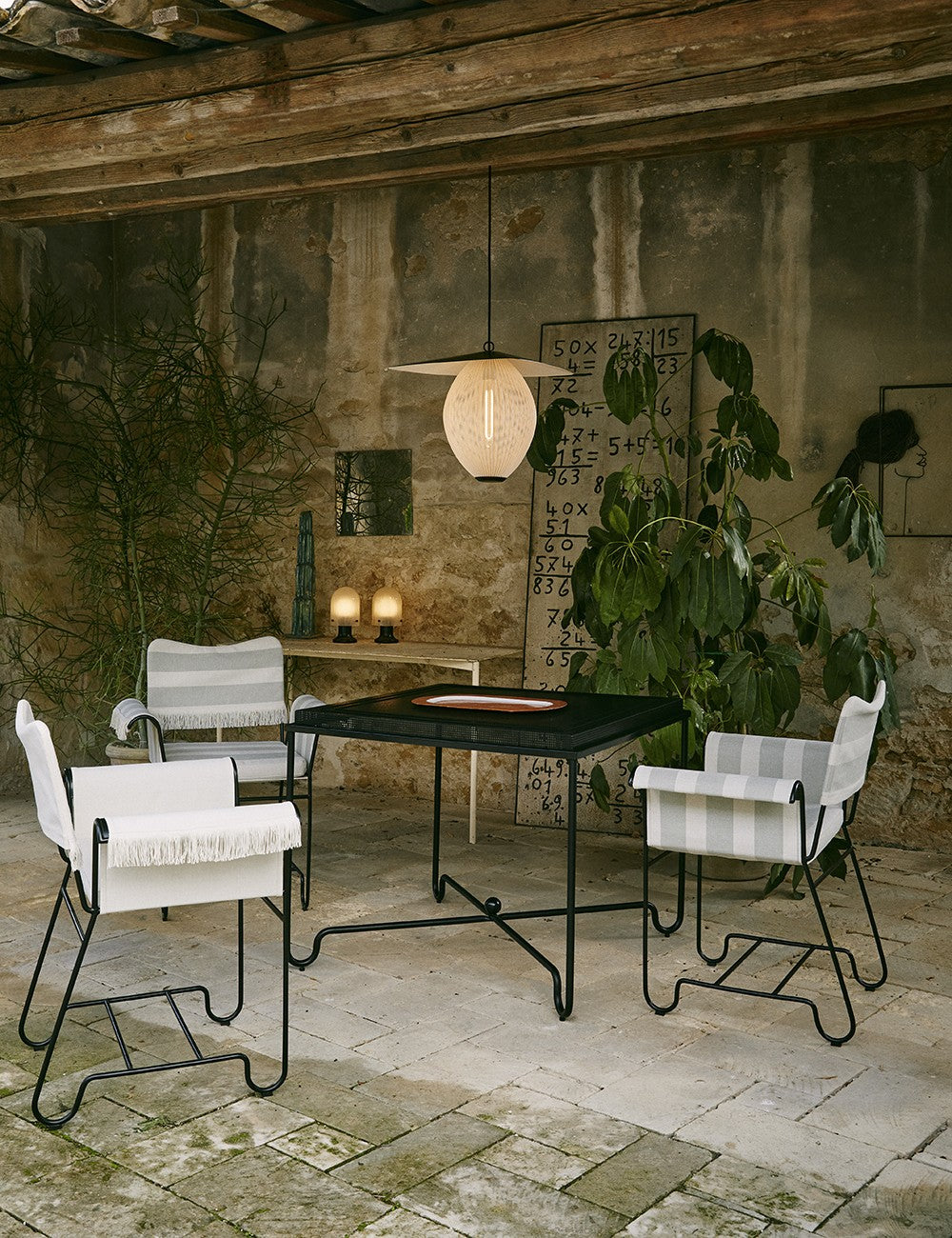 satellite pendant outdoor l