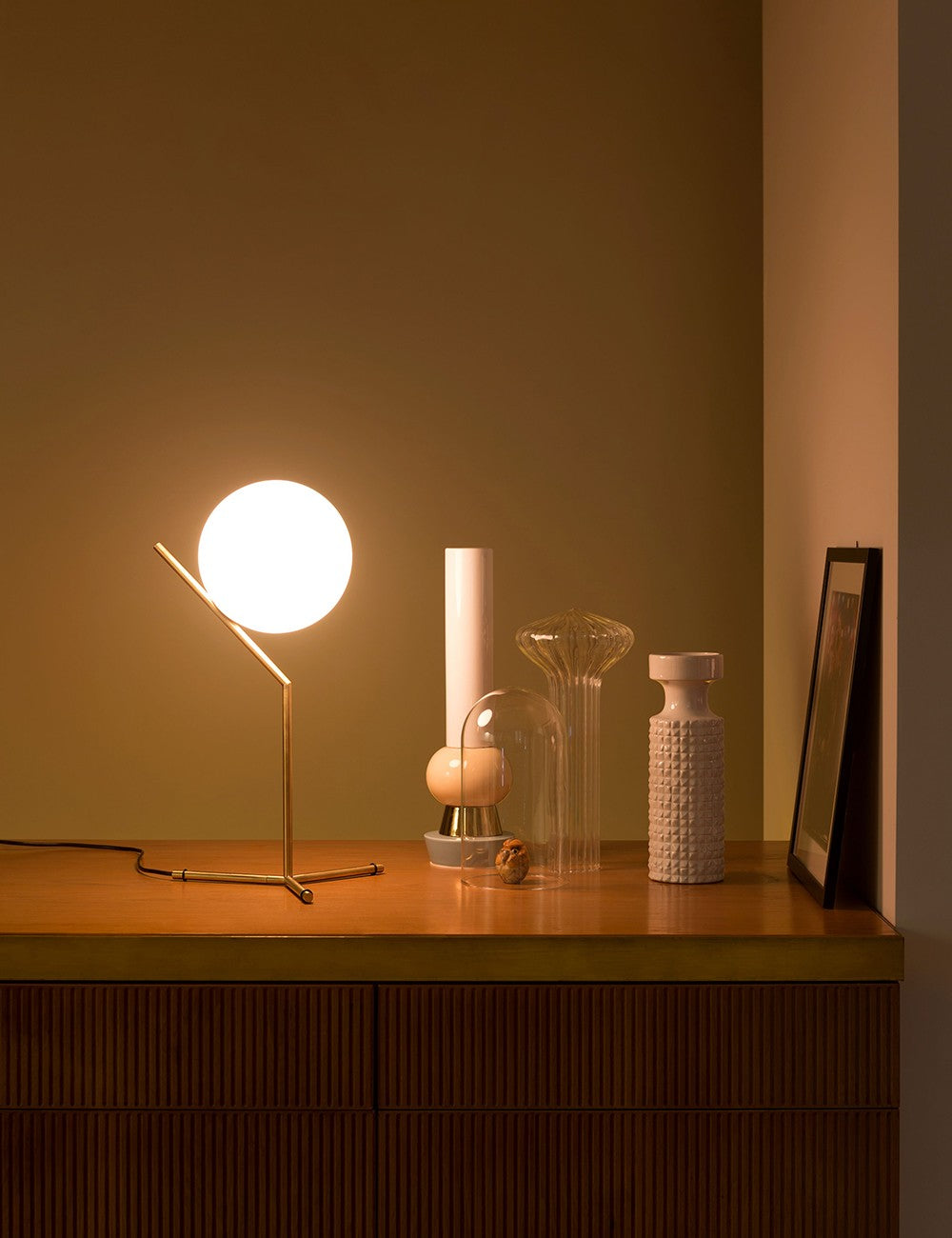 ic lights table 1 high