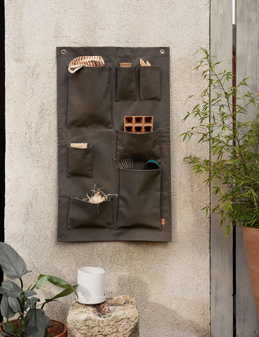 bark garden wall storage