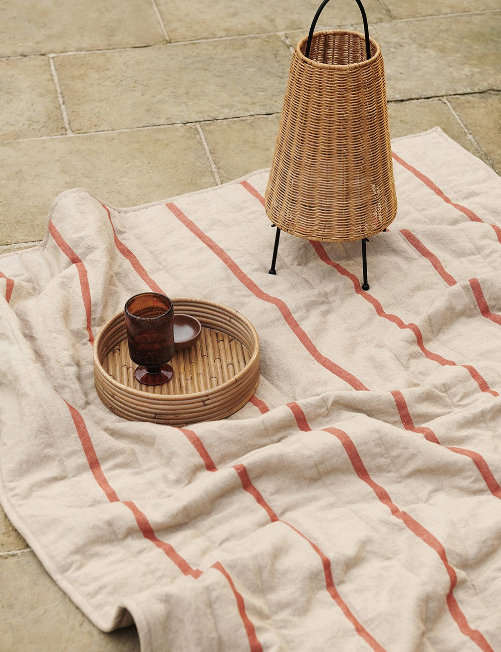 ISOLA TRAYS 2 SET