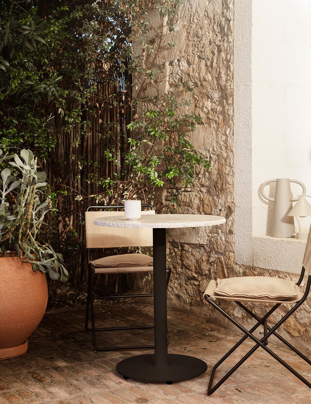 copy of MINERAL CAFÉ TABLE