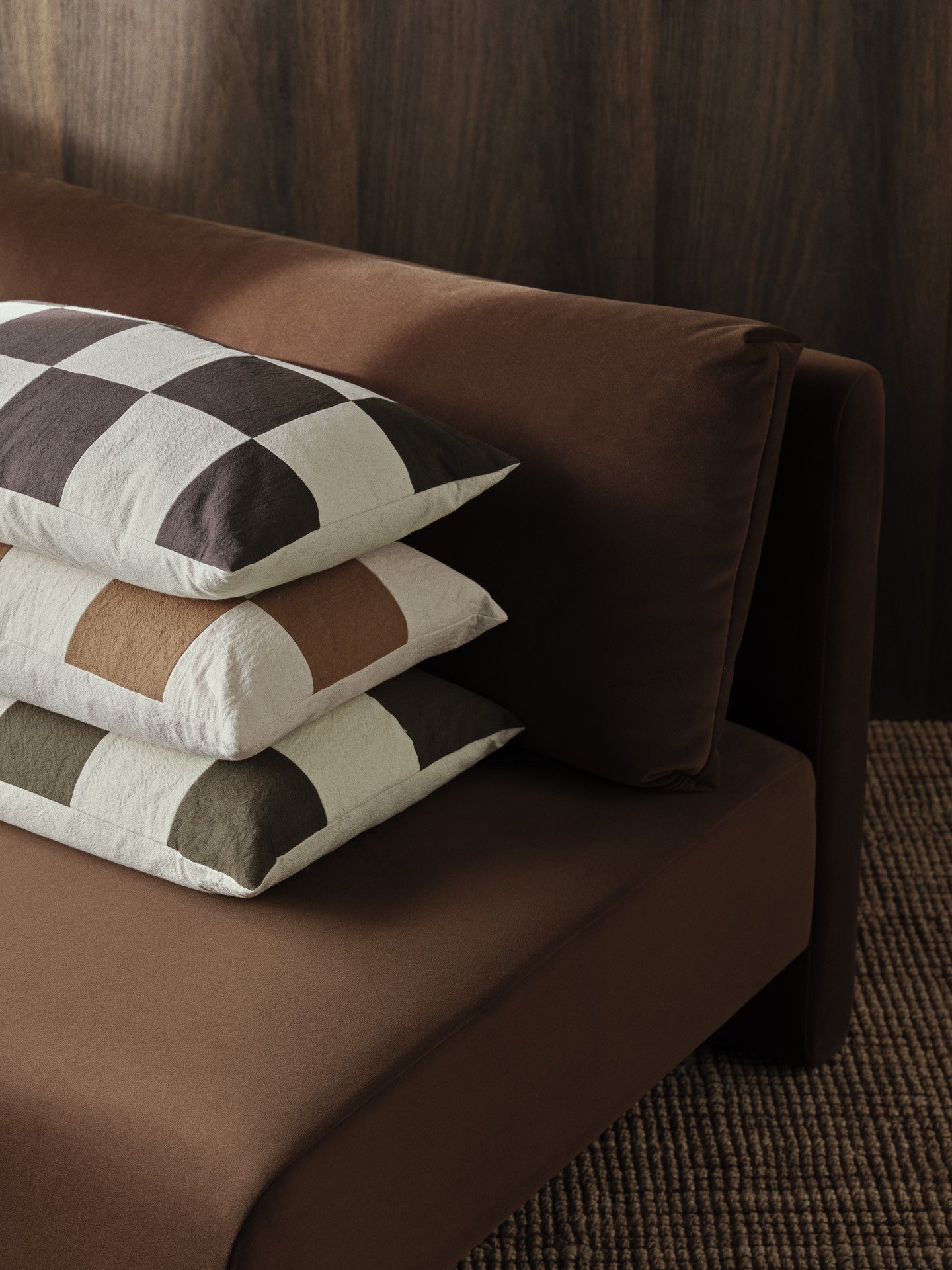 FOLD PATCHWORK CUSHION OLIVE