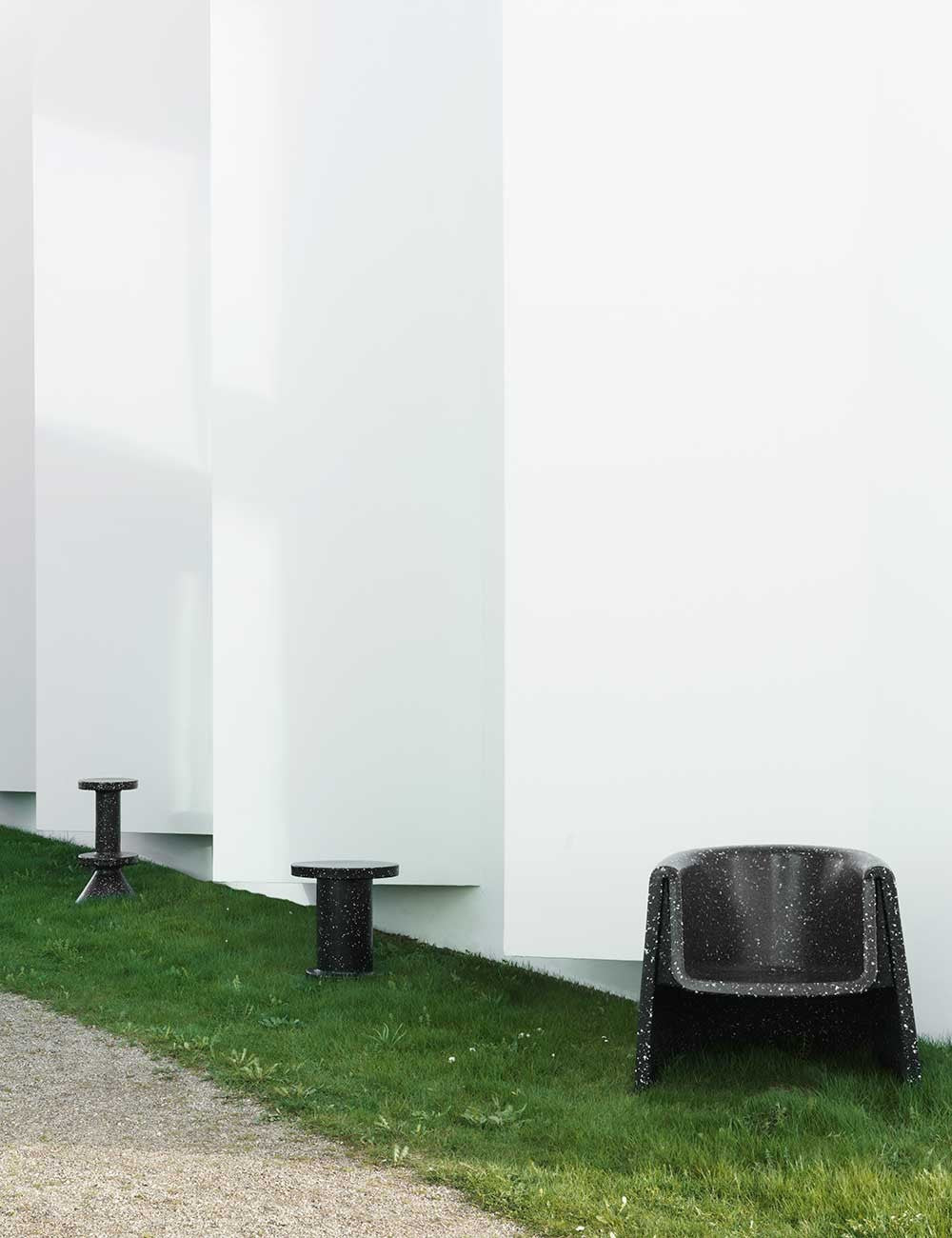 BIT SIDE TABLE