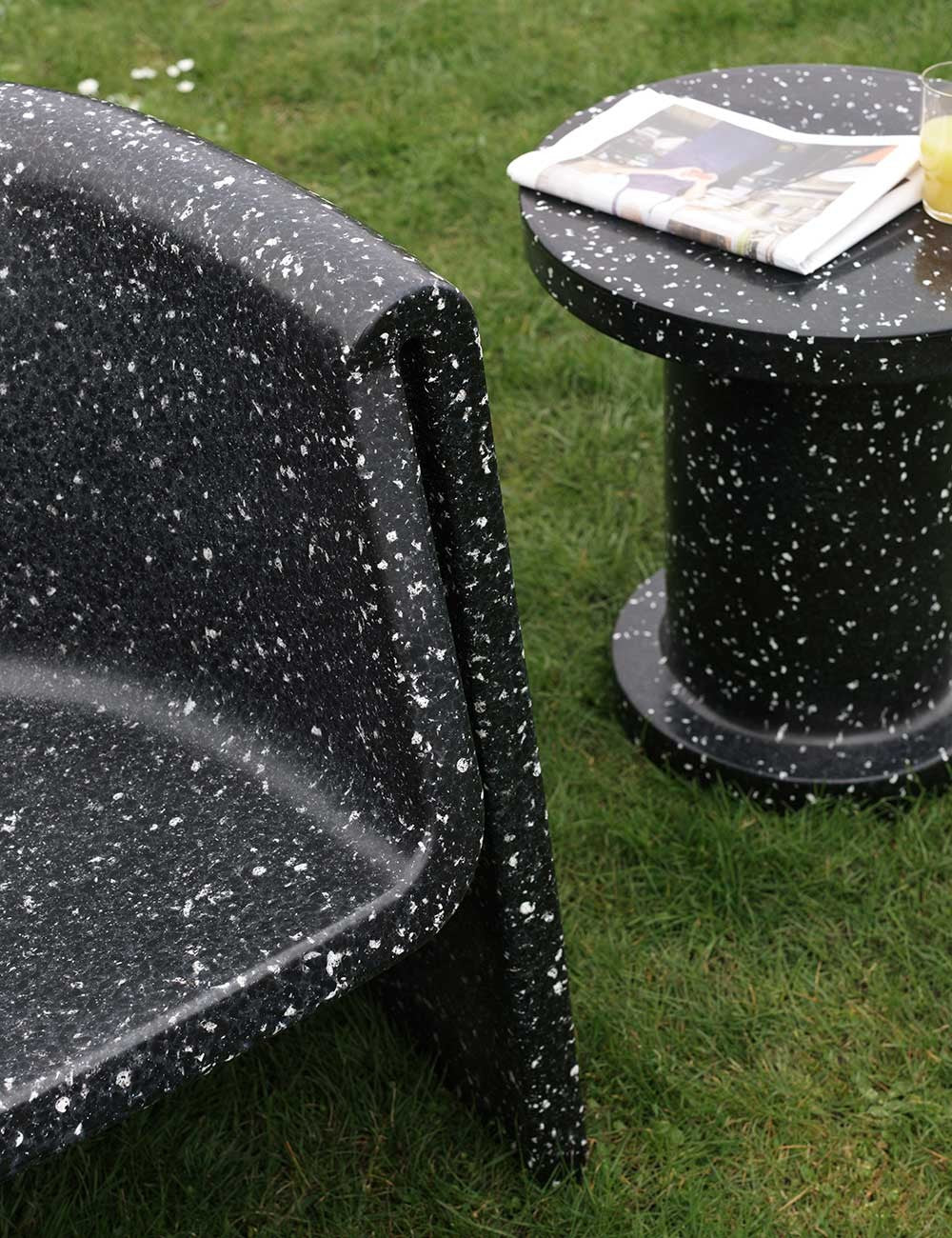 BIT SIDE TABLE