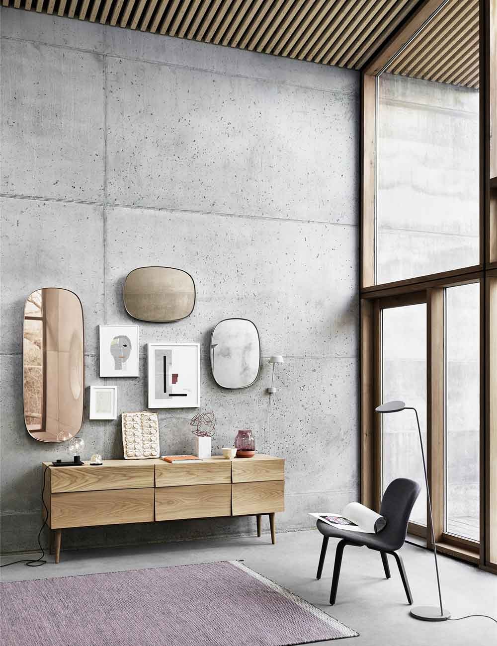 credenza riflettente