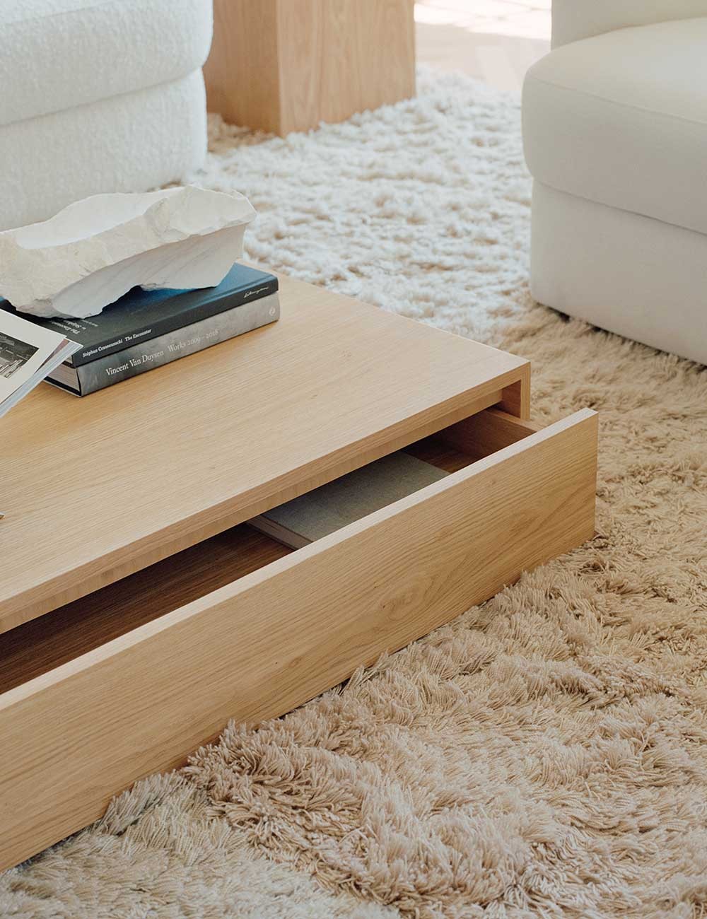 MASS COFFEE TABLE