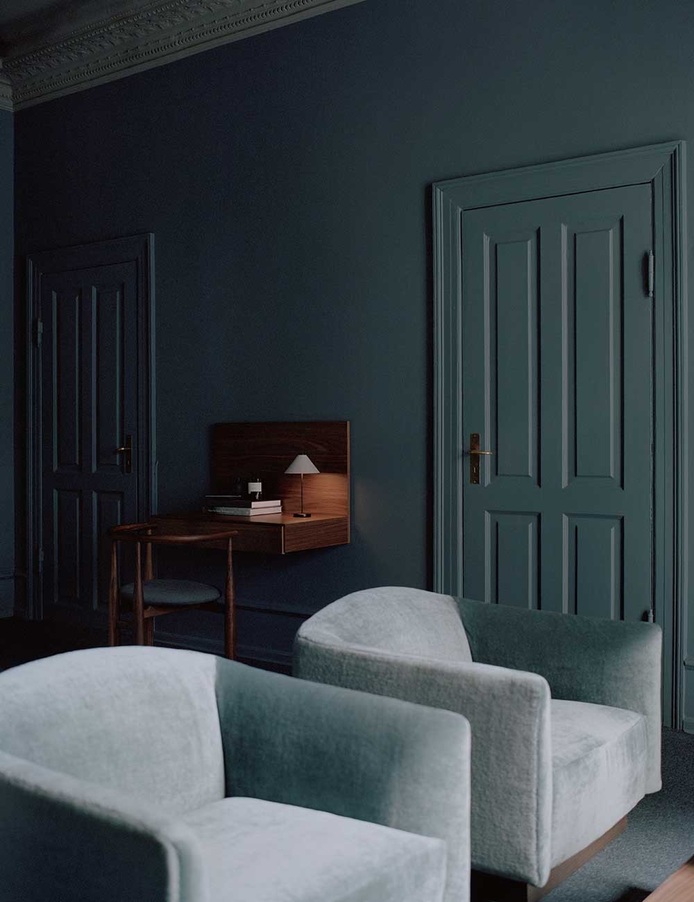 TANA WALL MOUNTED DESK