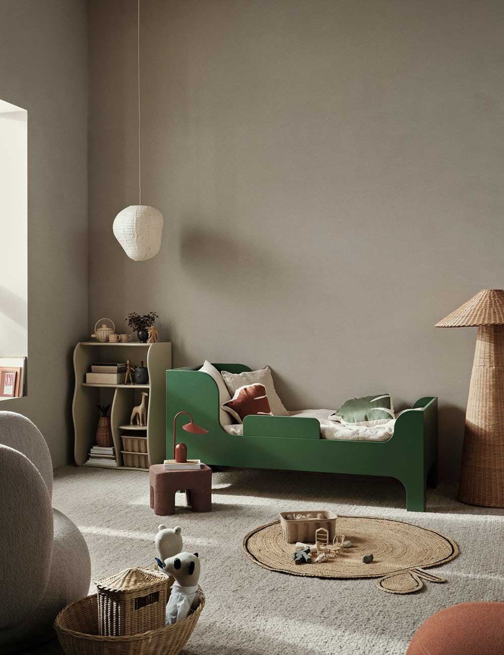 SILL JUNIOR BED