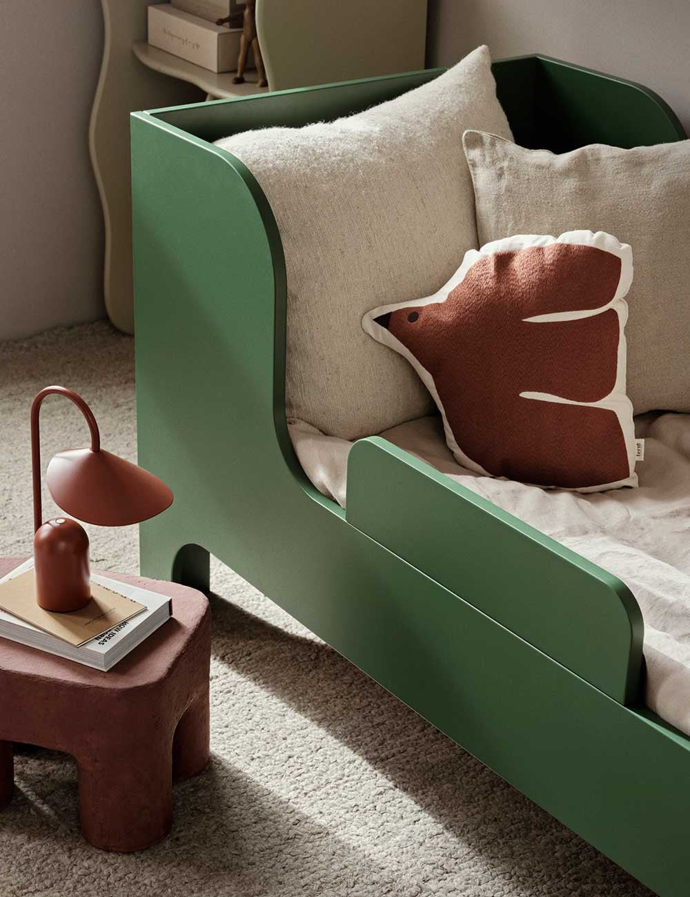 SILL JUNIOR BED