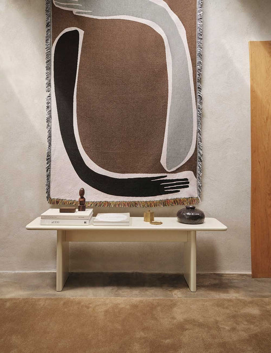 pose tapestry blanket