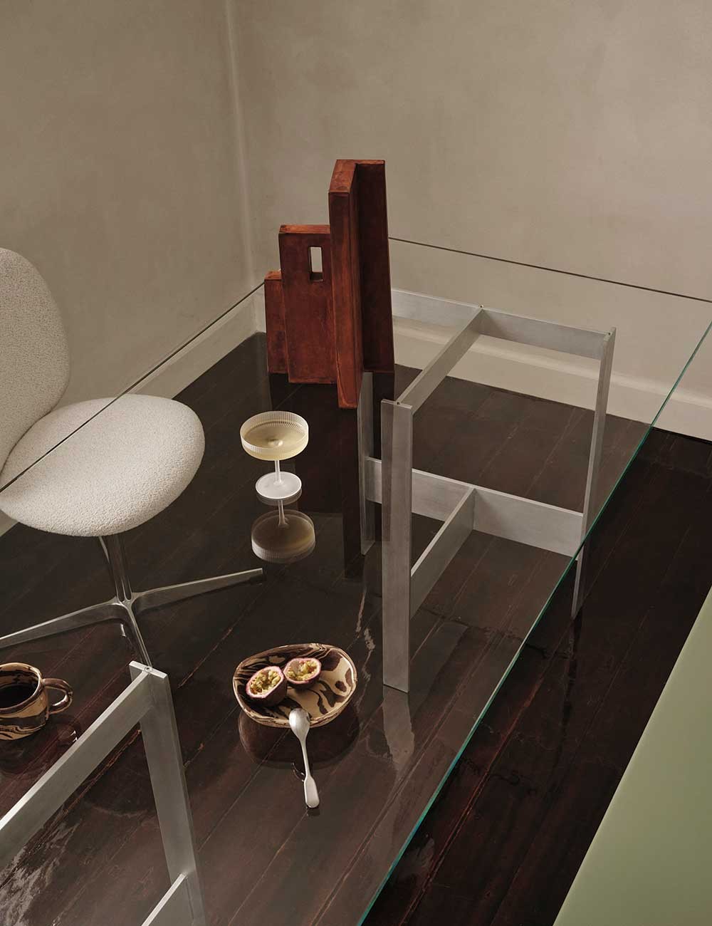 lager dining table