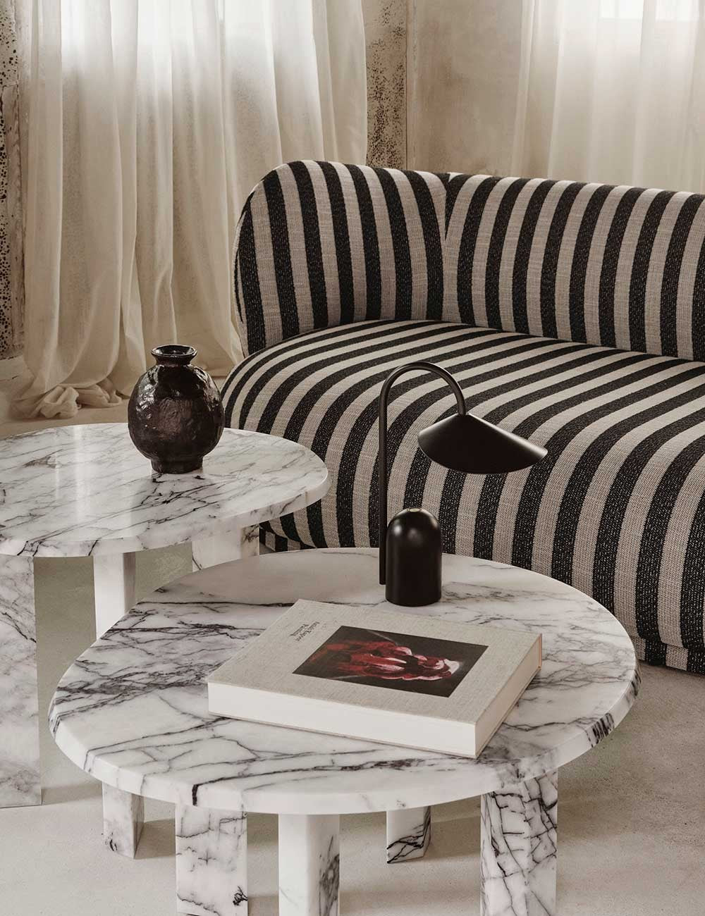 TAULA SIDE TABLE