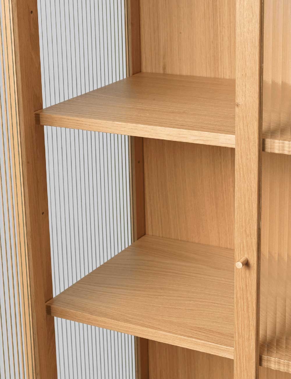 reed vitrine