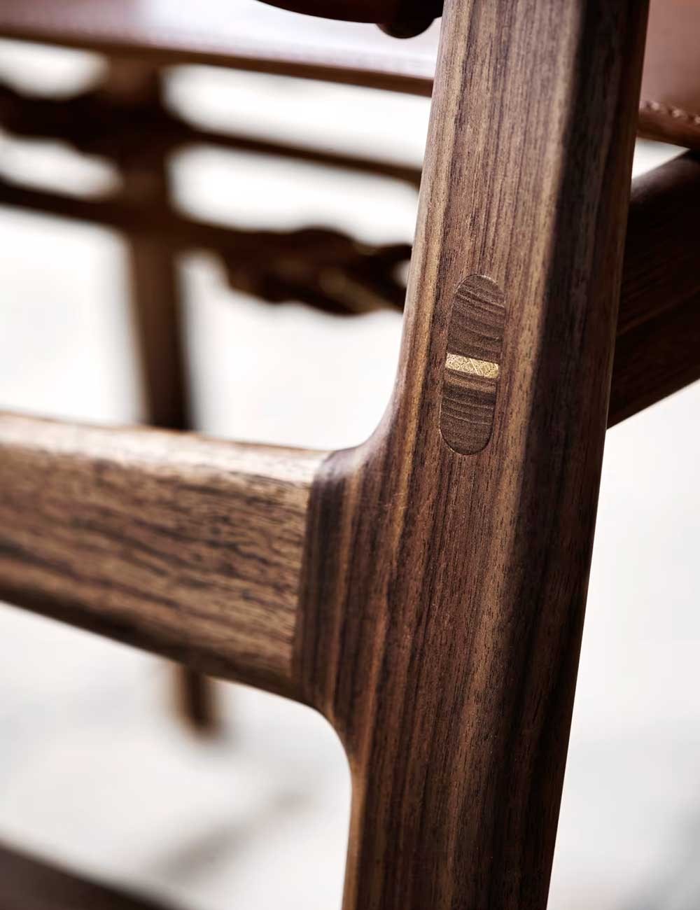 bm1106 huntsman chair