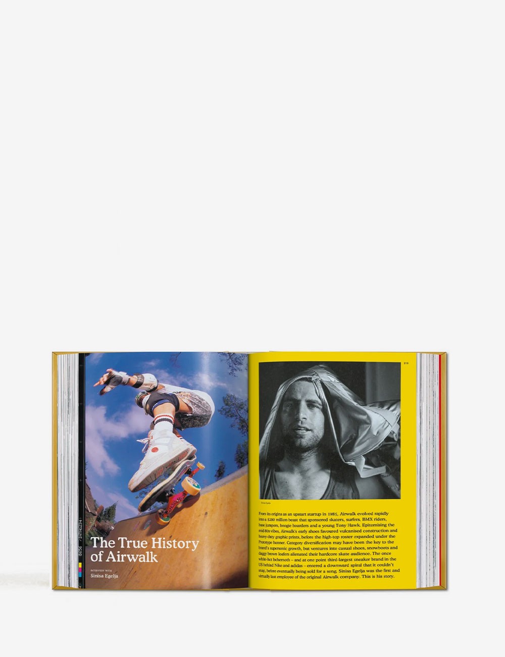 THE ULTIMATE SNEAKER BOOK 40th ANNIVERSARY