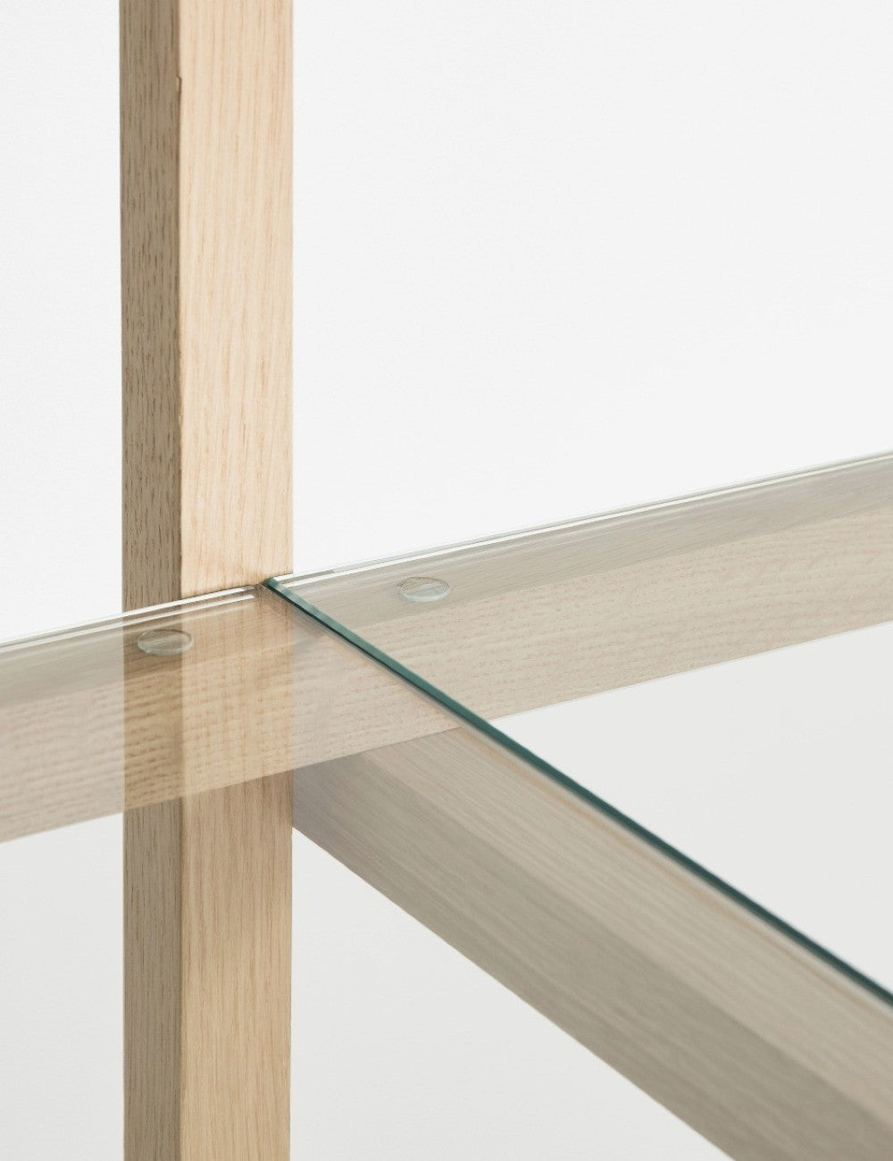 scaffalatura in legno bassa