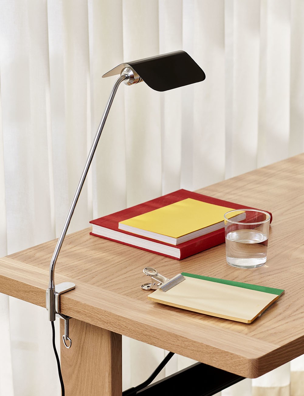 Lampe de bureau à pince Apex