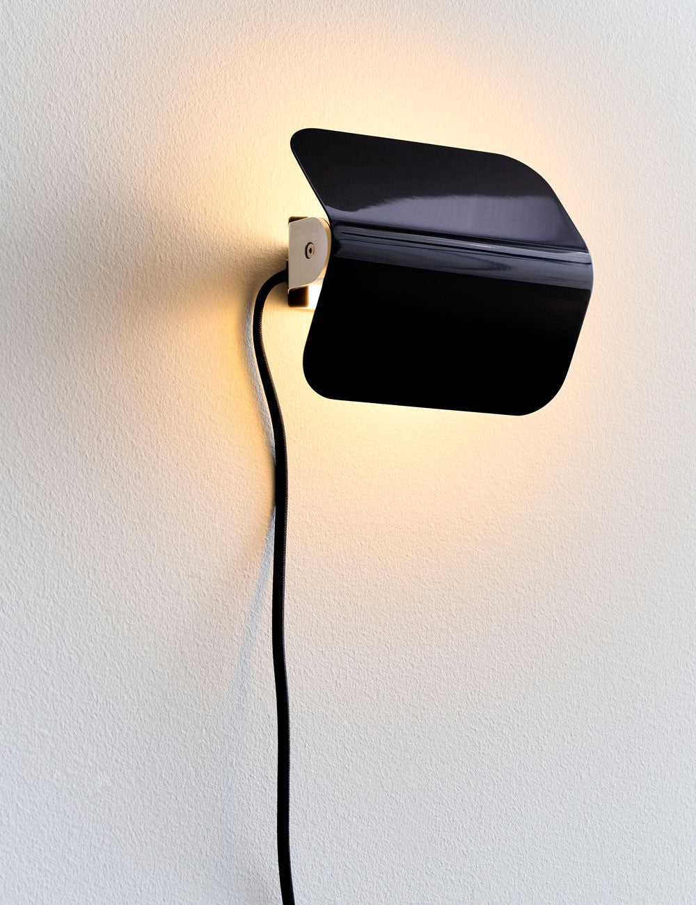 Lampada da parete Apex