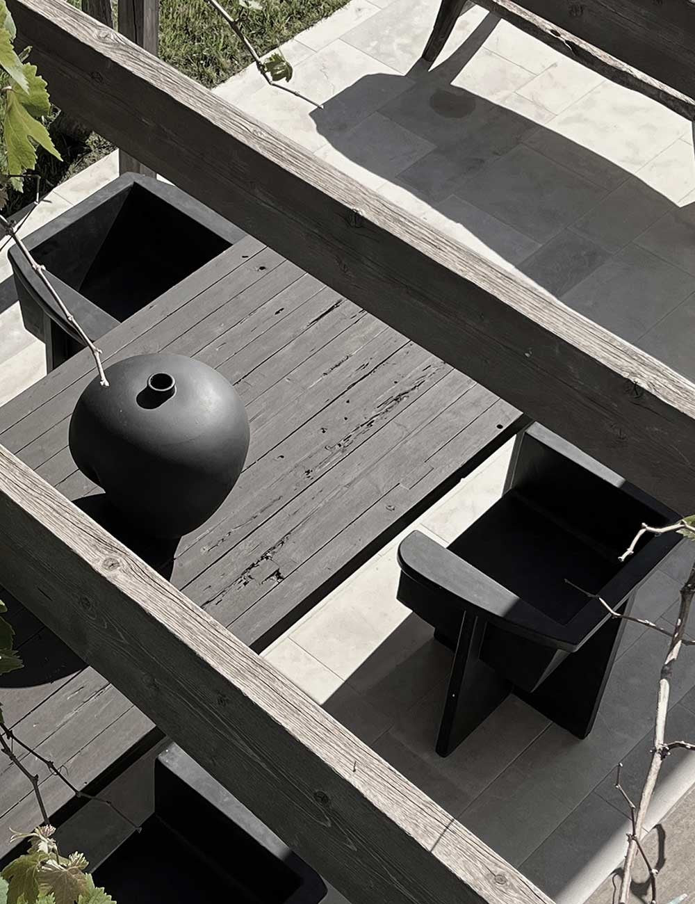BRUTUS DINING CHAIR