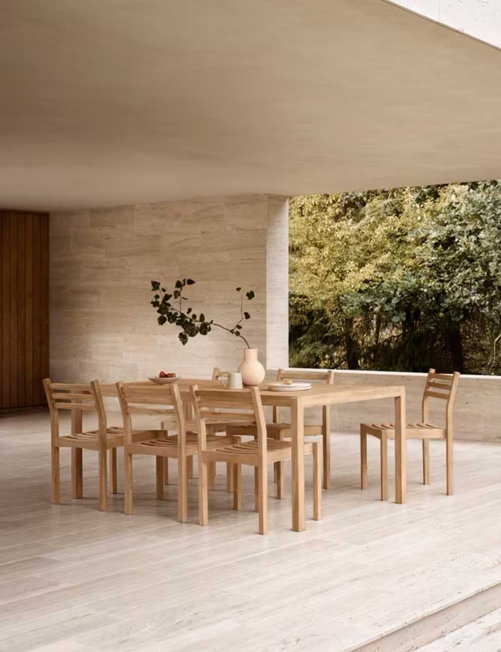 AH901 OUTDOOR DINING TABLE