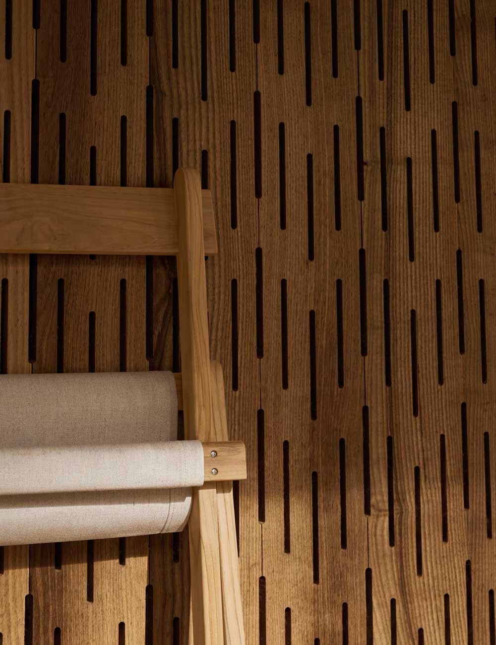 BM4570 CHAIR