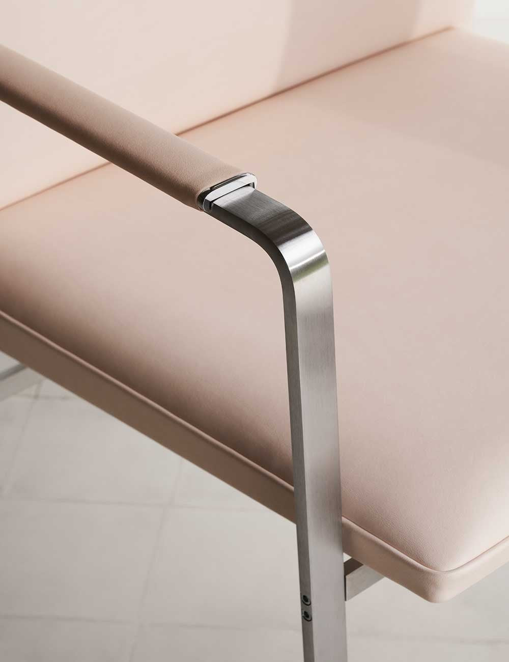 ch111 chair