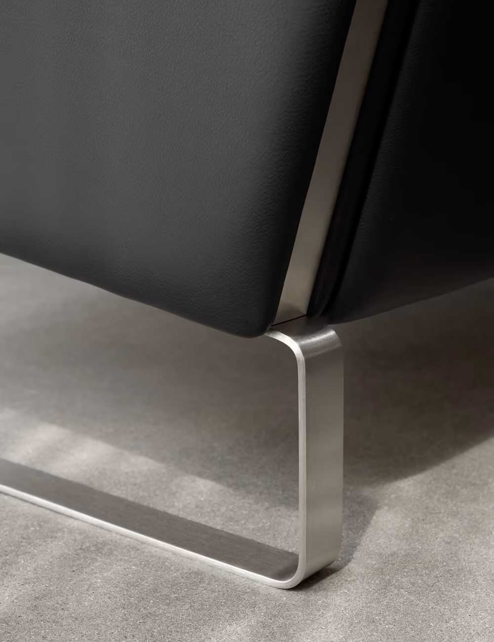 ch101 lounge chair