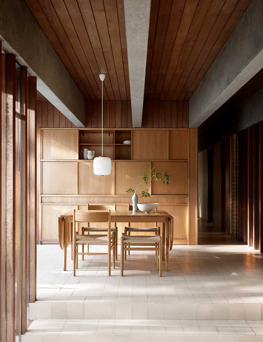 ch006 dining table