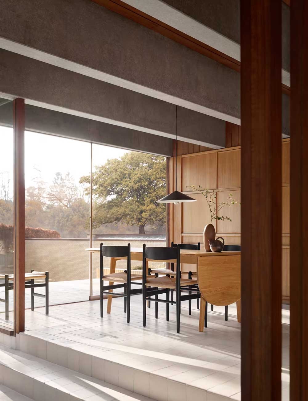 ch006 dining table