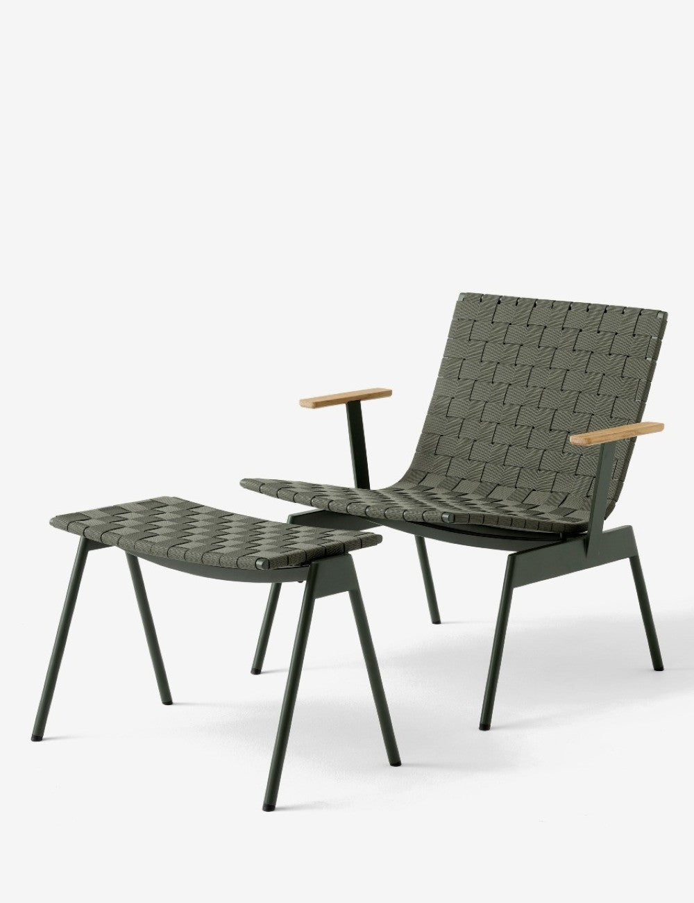 VILLE AV45 LOUNGE CHAIR