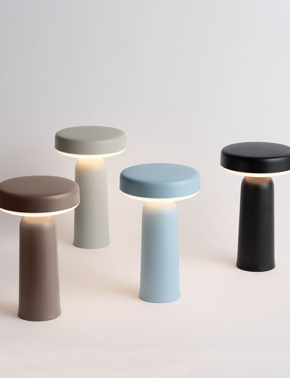 ease portable lamp