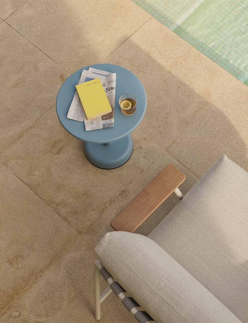 settle lounge chair