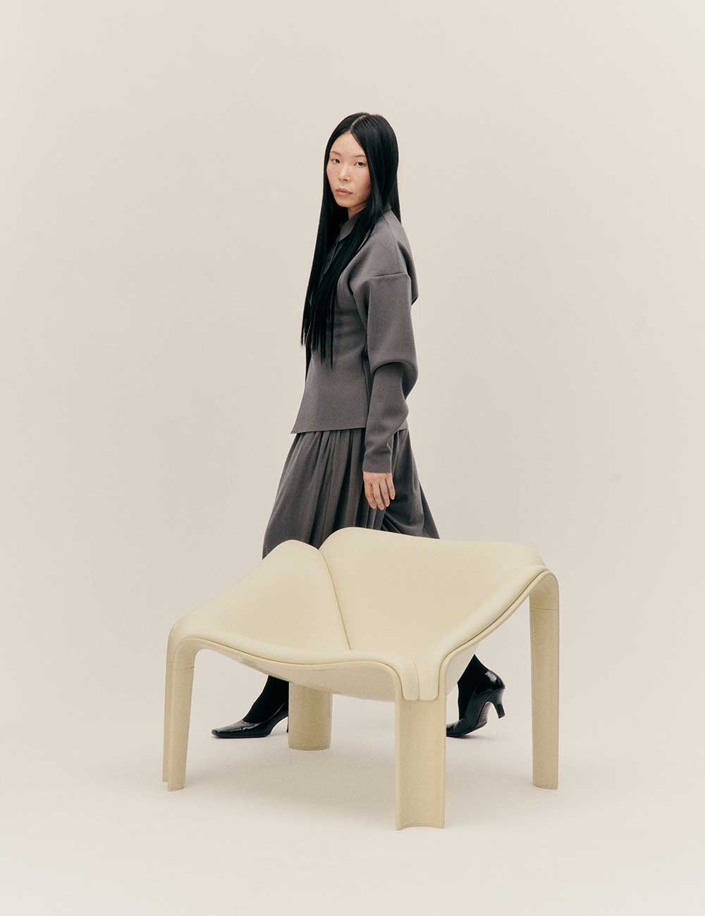 f300 lounge chair